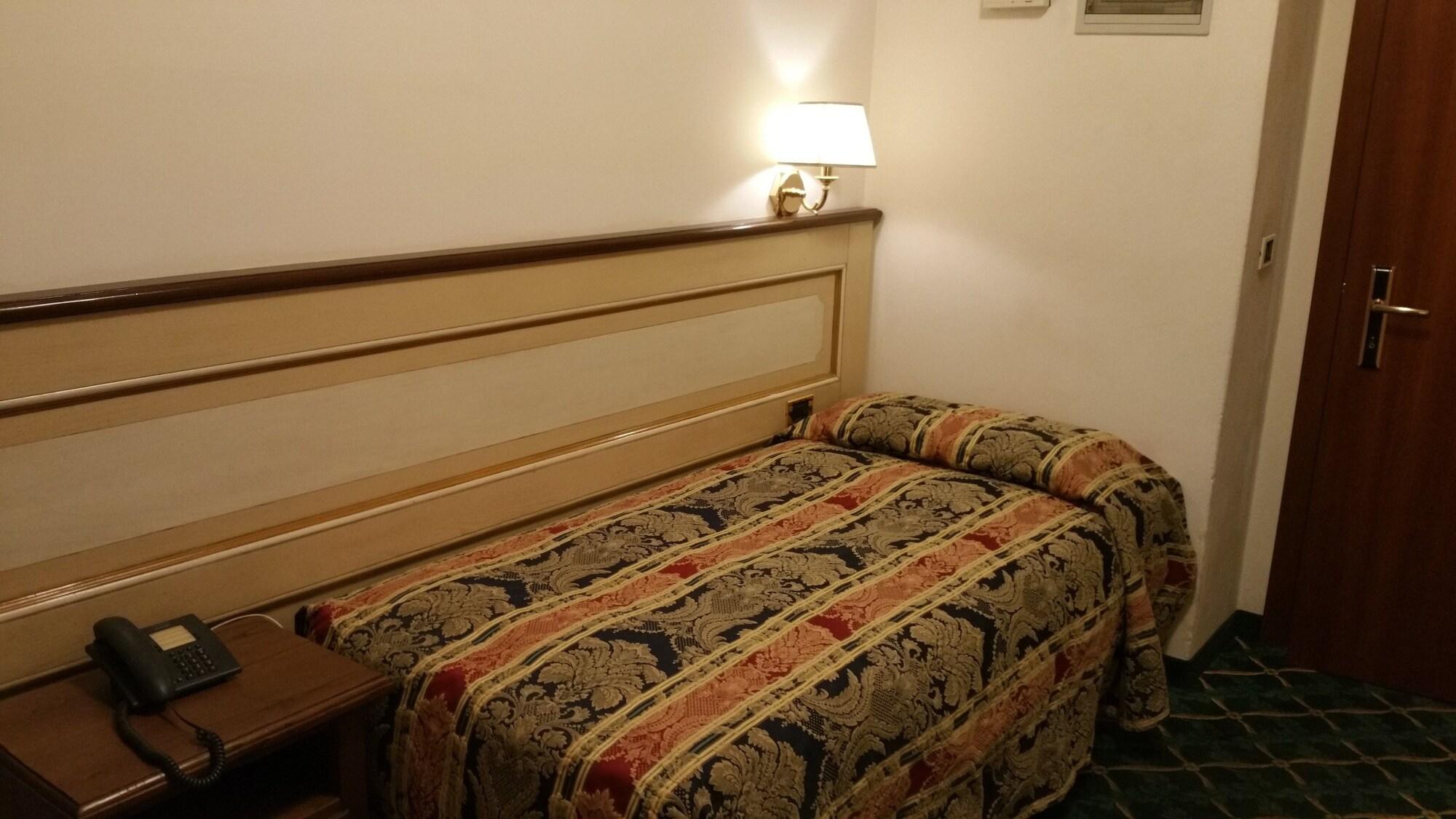 德兰兹酒店 佛罗伦萨 外观 照片